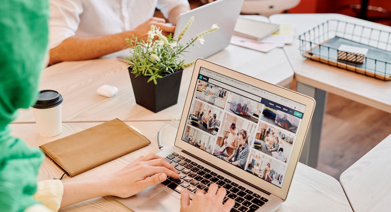 Burned-In or Separate Captions: Which Suits Your Event Recap?